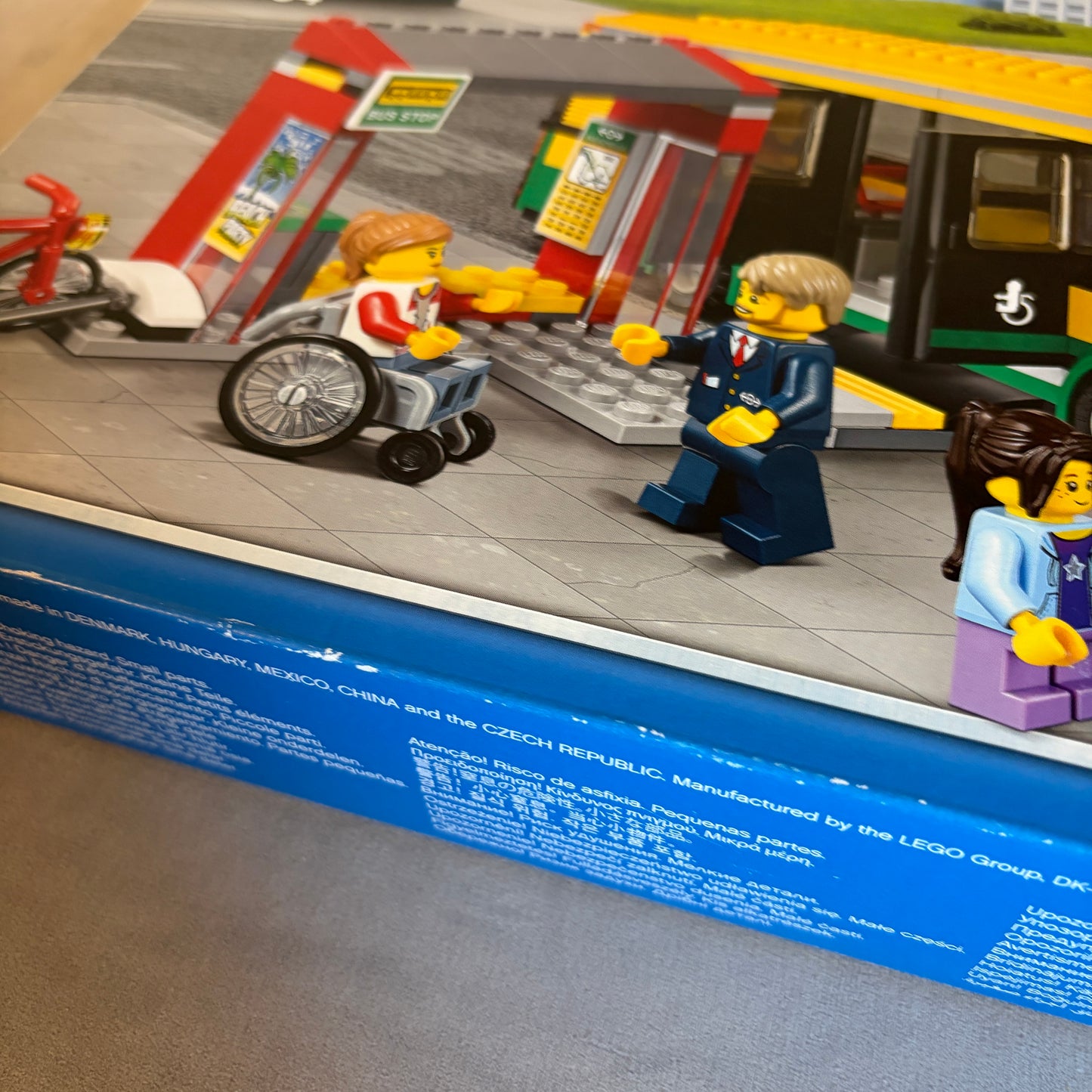 Lego City Bus Station 60154