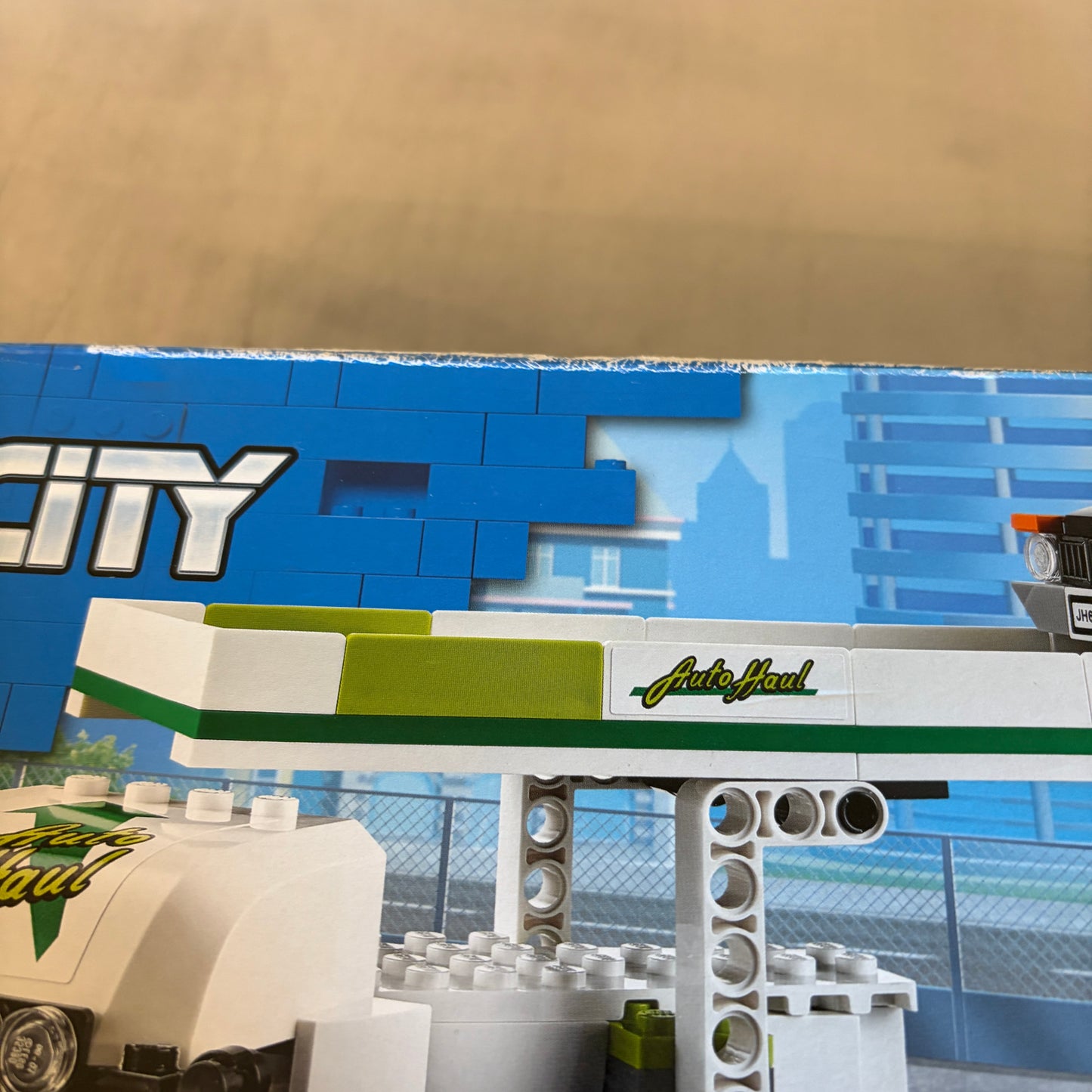 Lego City Car Transporter 60305