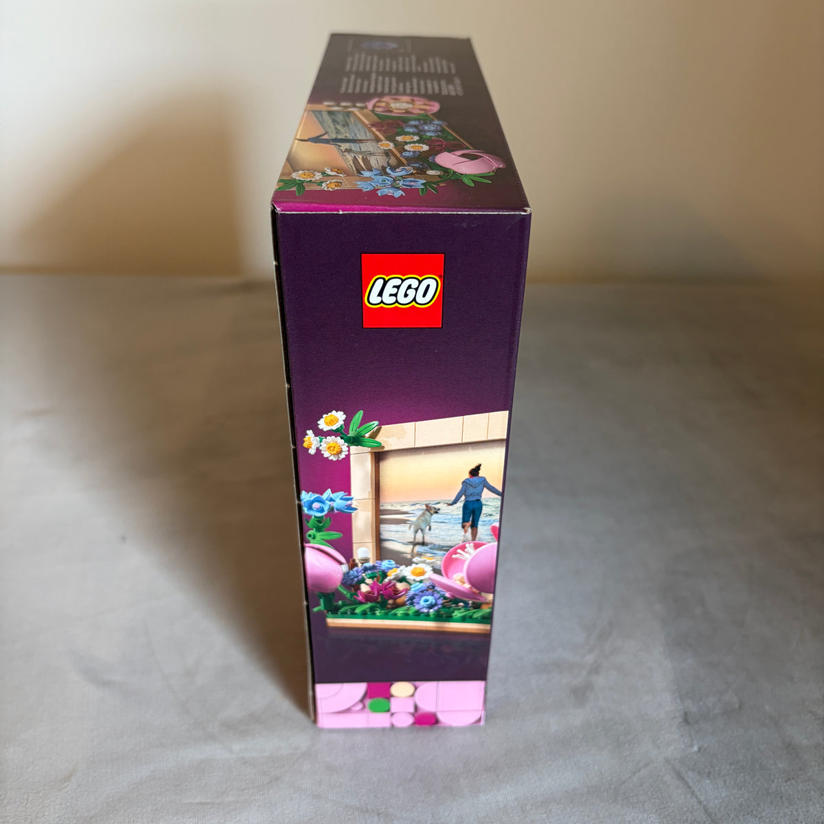 Lego® Botanicals: Floral Picture Frame 40916