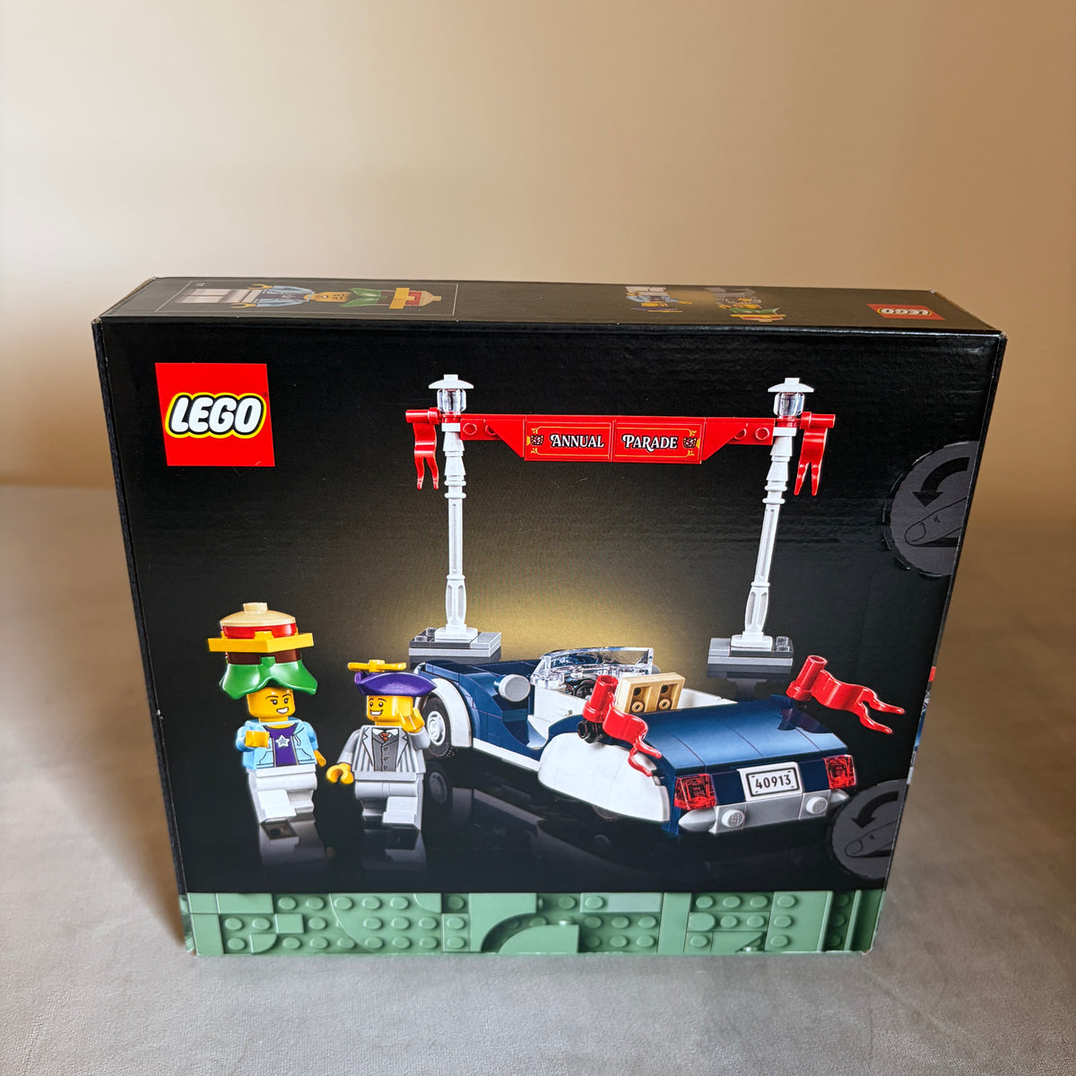 Lego Icons Vintage Parade Car 40913