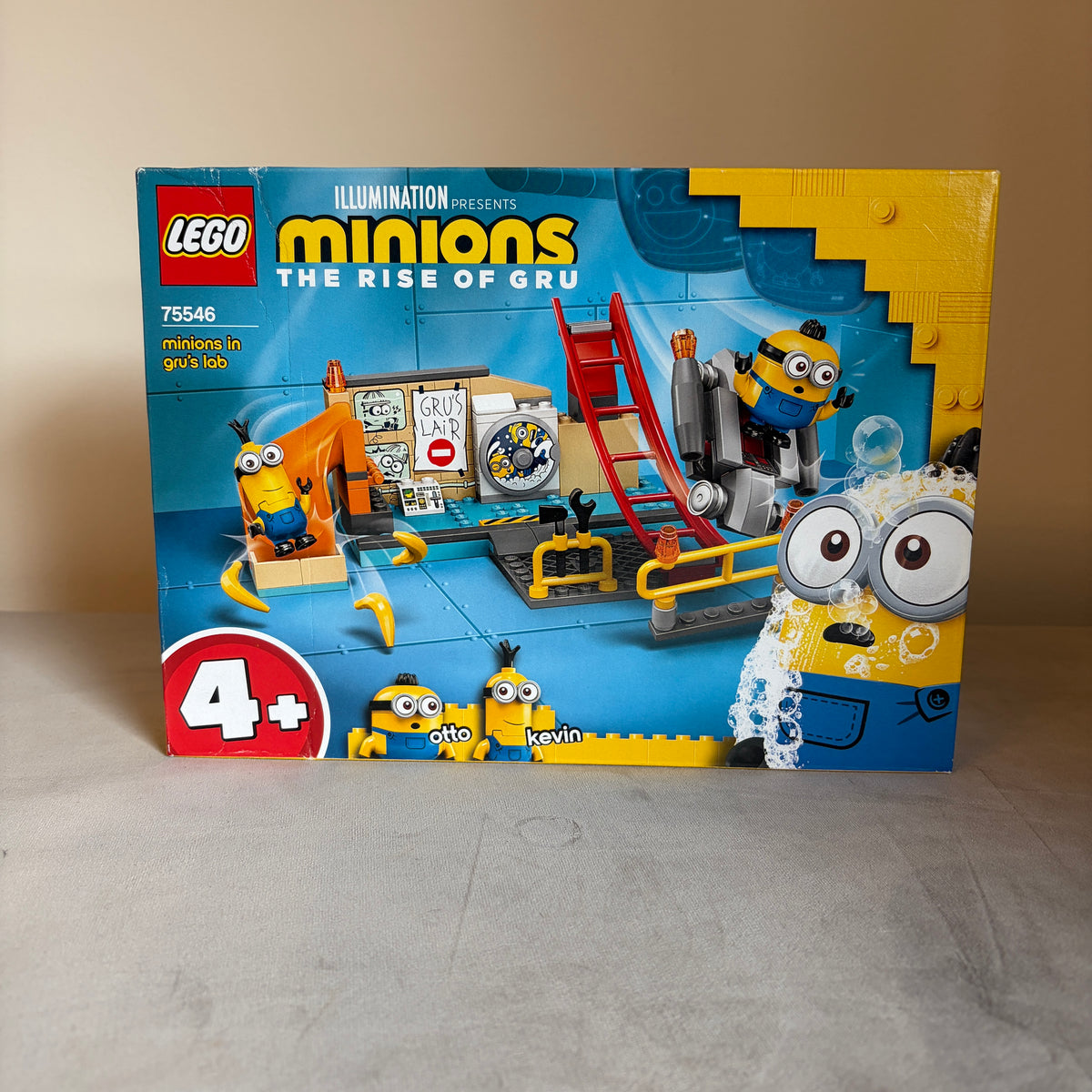 Lego Minions in Gru's Lab 75546
