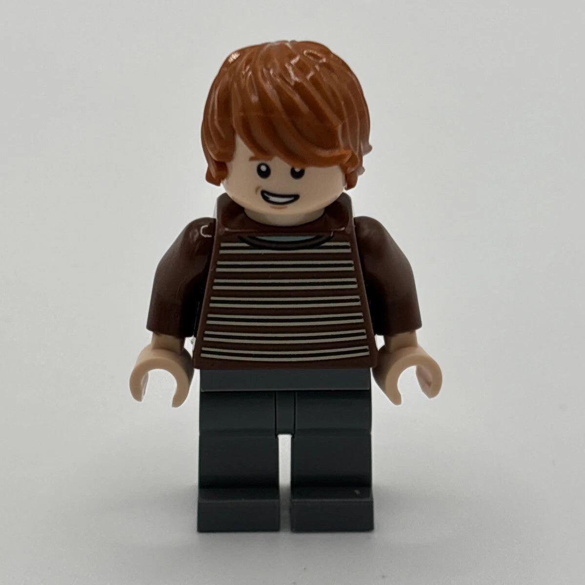 Ron Weasley - Reddish Brown Striped Sweater, hp436, LEGO® Harry Potter™ Minifigure