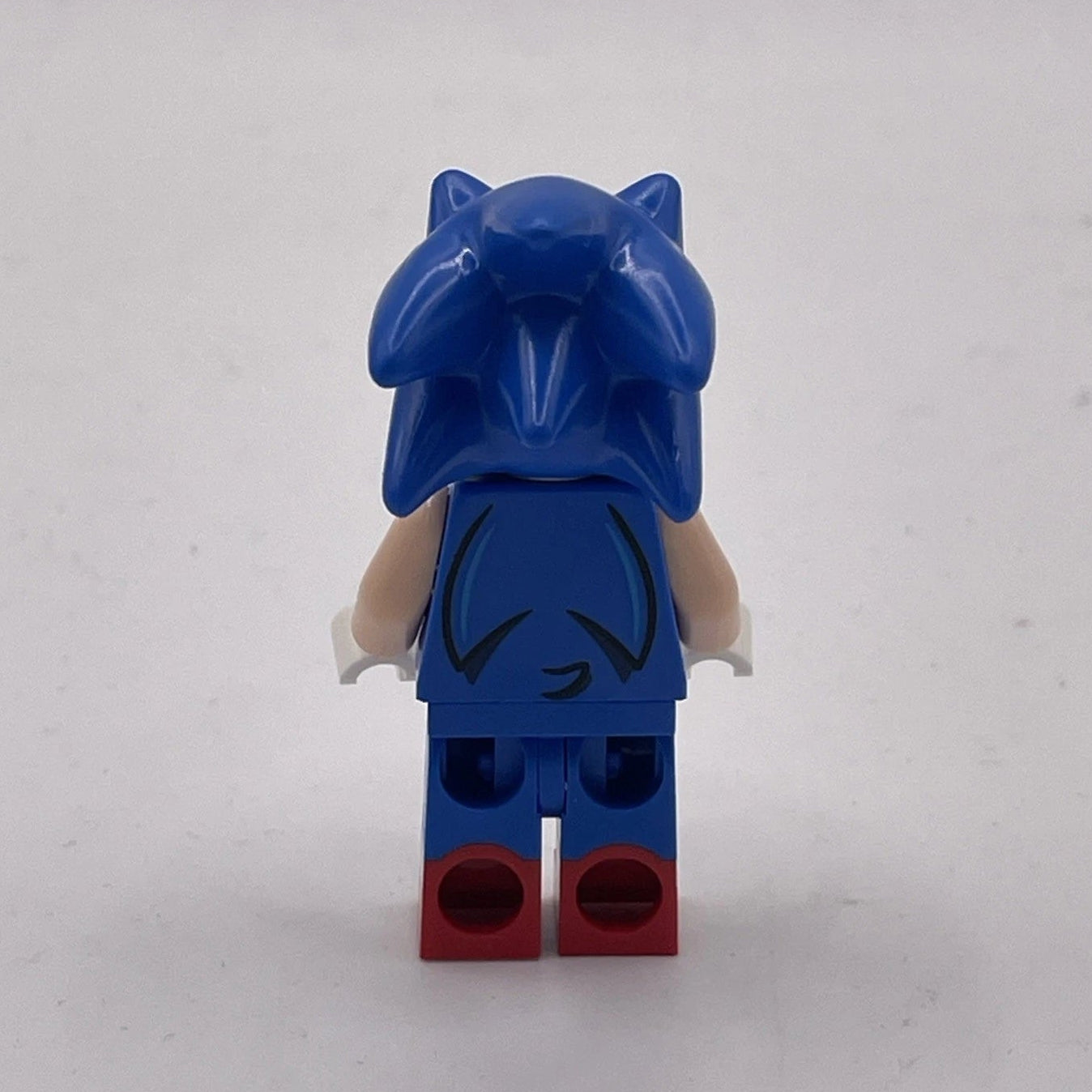 Sonic the Hedgehog - Smirk to Left, son027 - LEGO® Sonic Minifigure