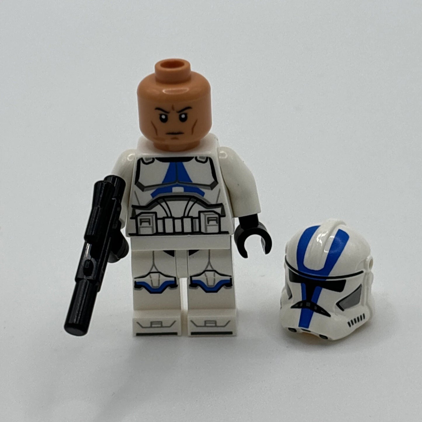 Clone Trooper 501st Legion (Phase 2) - Holes in Helmet, sw1337, LEGO® Star Wars Minifigure