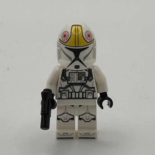 Clone Trooper Pilot (Phase 1) - Yellow Markings, Nougat Head, sw1425
